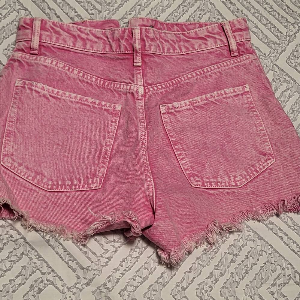SOLD "      Zara Distress Pink Jean Shorts 26 - Picture 5 of 9